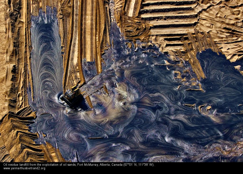 Oil residue landfill oil sands Canada.